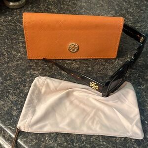 Tory Burch SUNNIES Over sized and TB Glasses Case and Dust Bag $200 MSRP